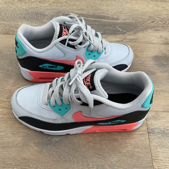 Nike Other - Nike Air Max Sneakers